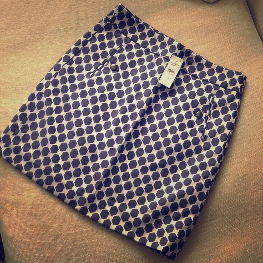 NWT Ann Taylor Loft purple geometric pencil skirt.